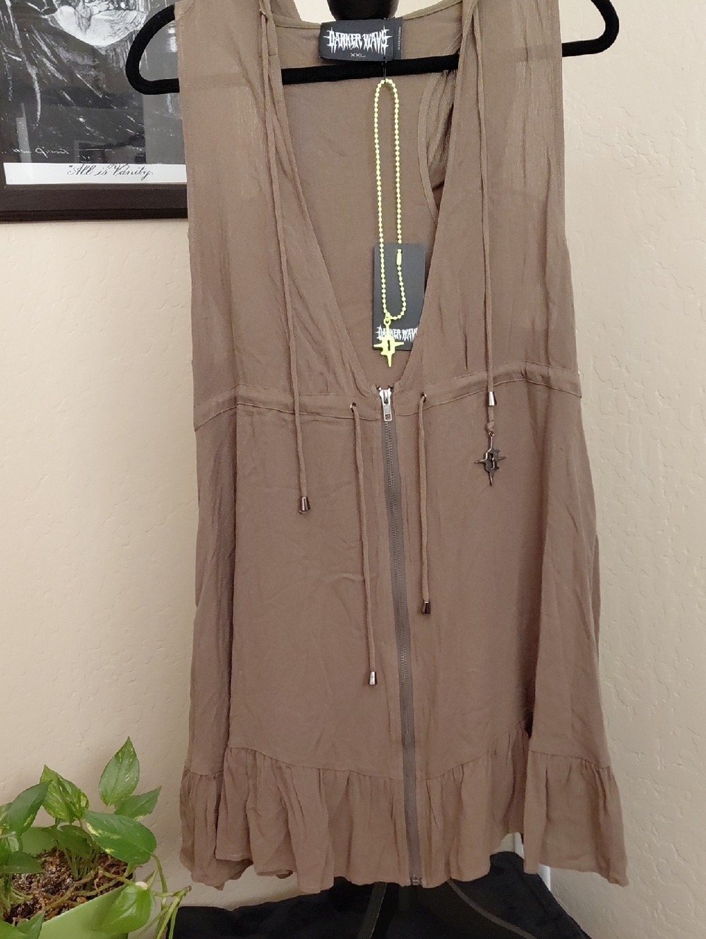 DARKER WAVS XXL Brown Sleeveless Zip-Front Hooded Dress with Ruffle Hem